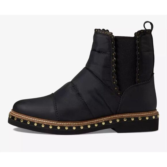 NWOT Free People Atlas Puffer Rivet Chelsea Boots in Black & Gold Sz. US 8 - Picture 3 of 11